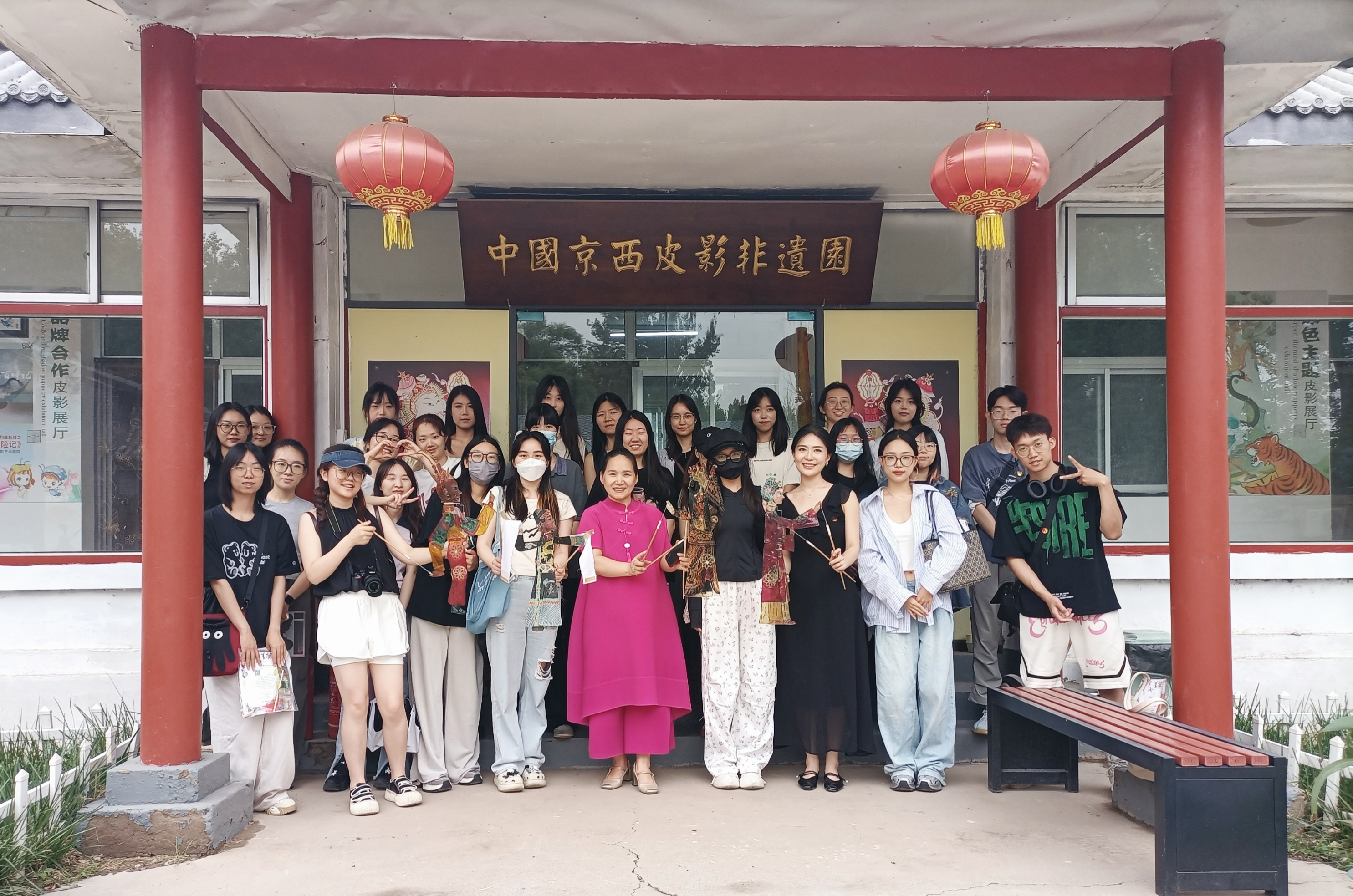 合影2.jpg